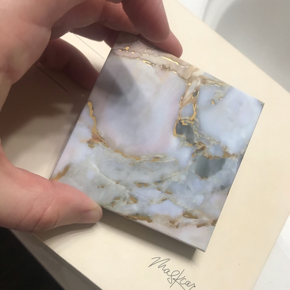 Maskcara beauty square compact & eyeshadows